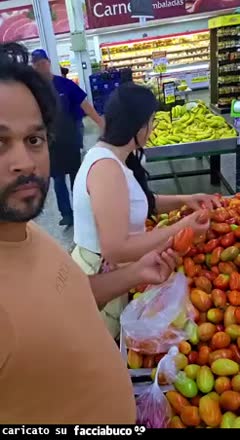 Già gli uomini non sanno scegliere la frutta e la verdura, i pomodori in particolare