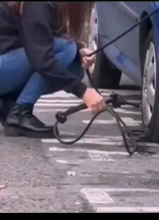 Tu puoi fare qualcosa per loro