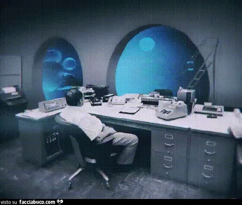 Lo Staff (notare la S) di Facciabuco che si prepara a vegliare sui nostri picchi neuronali notturni